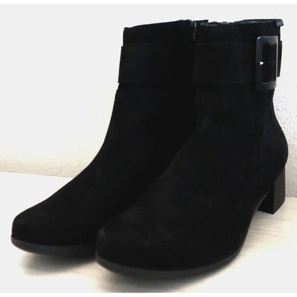Mephisto Women's Sz 8.5 Black Gianina Suede Ankle Boots w/Buckle - Picture 7 of 10